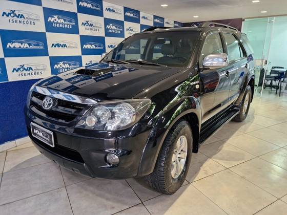 TOYOTA HILUX SW4 3.0 SRV 4X4 16V TURBO INTERCOOLER DIESEL 4P AUTOMÁTICO